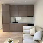 Lägenhet Lokas Cozy Tirana