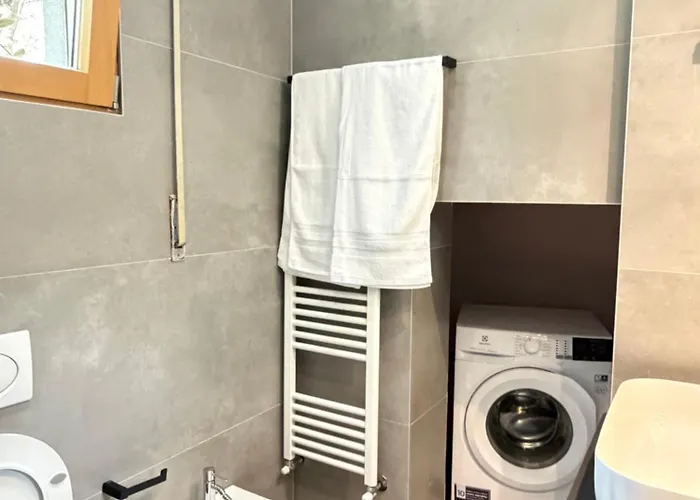 Lokas Cozy تيرانا