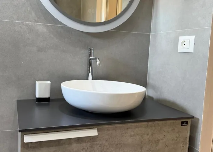 Lokas Cozy تيرانا