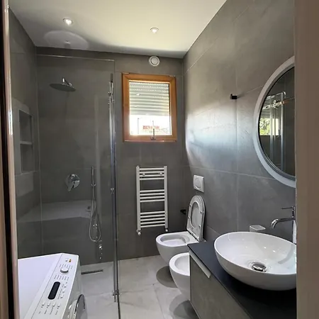 Lokas Cozy Tirana