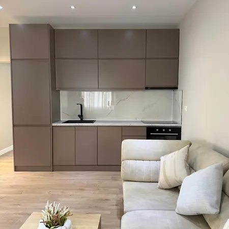 Apartment Lokas Cozy Tirana