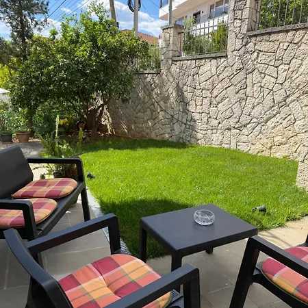 Lokas Cozy Tirana